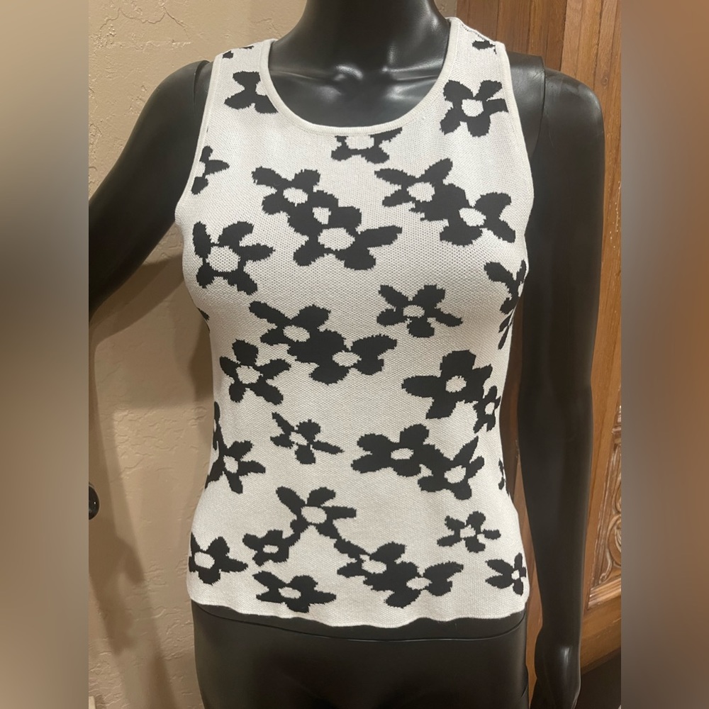 cropped tank with cut out
